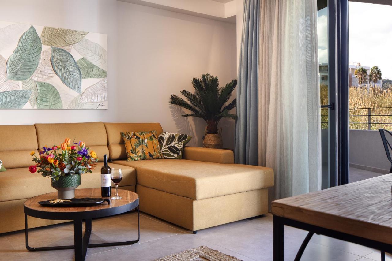 Lines Concept Accommodation Resmo Dış mekan fotoğraf
