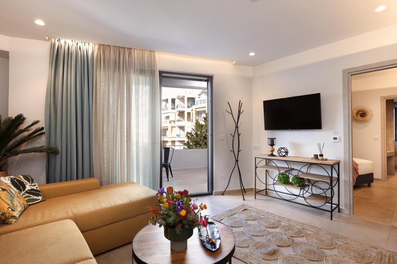 Lines Concept Accommodation Resmo Dış mekan fotoğraf
