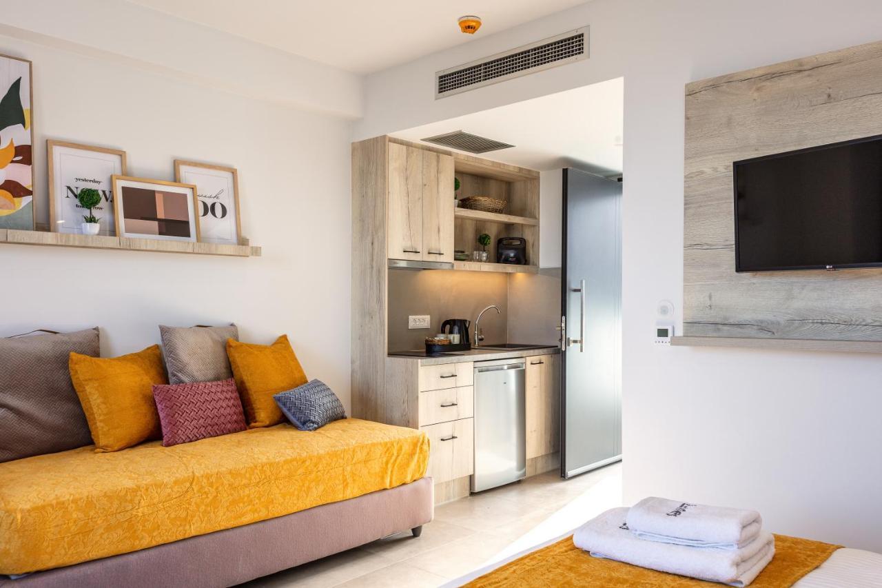 Lines Concept Accommodation Resmo Dış mekan fotoğraf