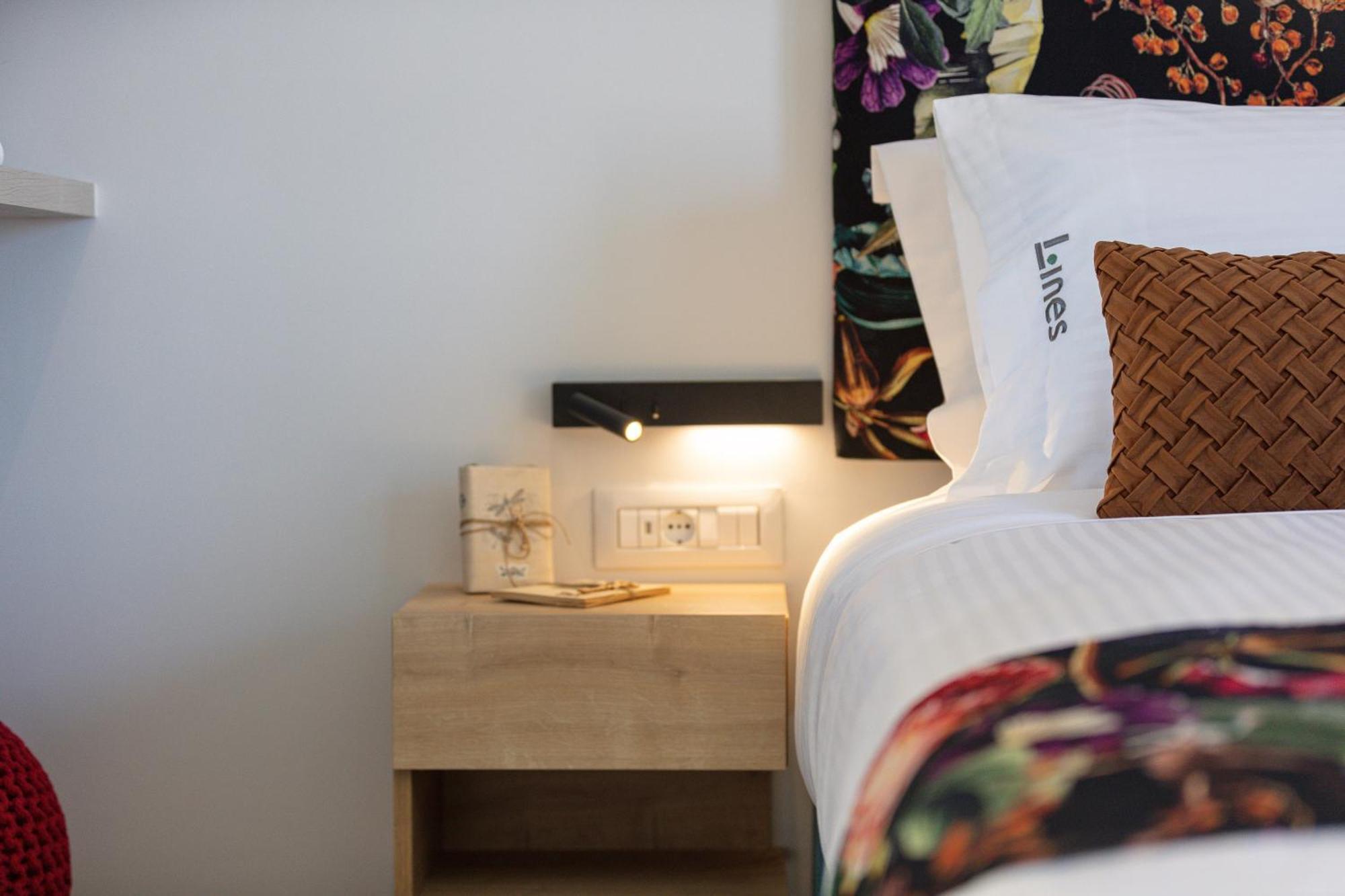 Lines Concept Accommodation Resmo Dış mekan fotoğraf