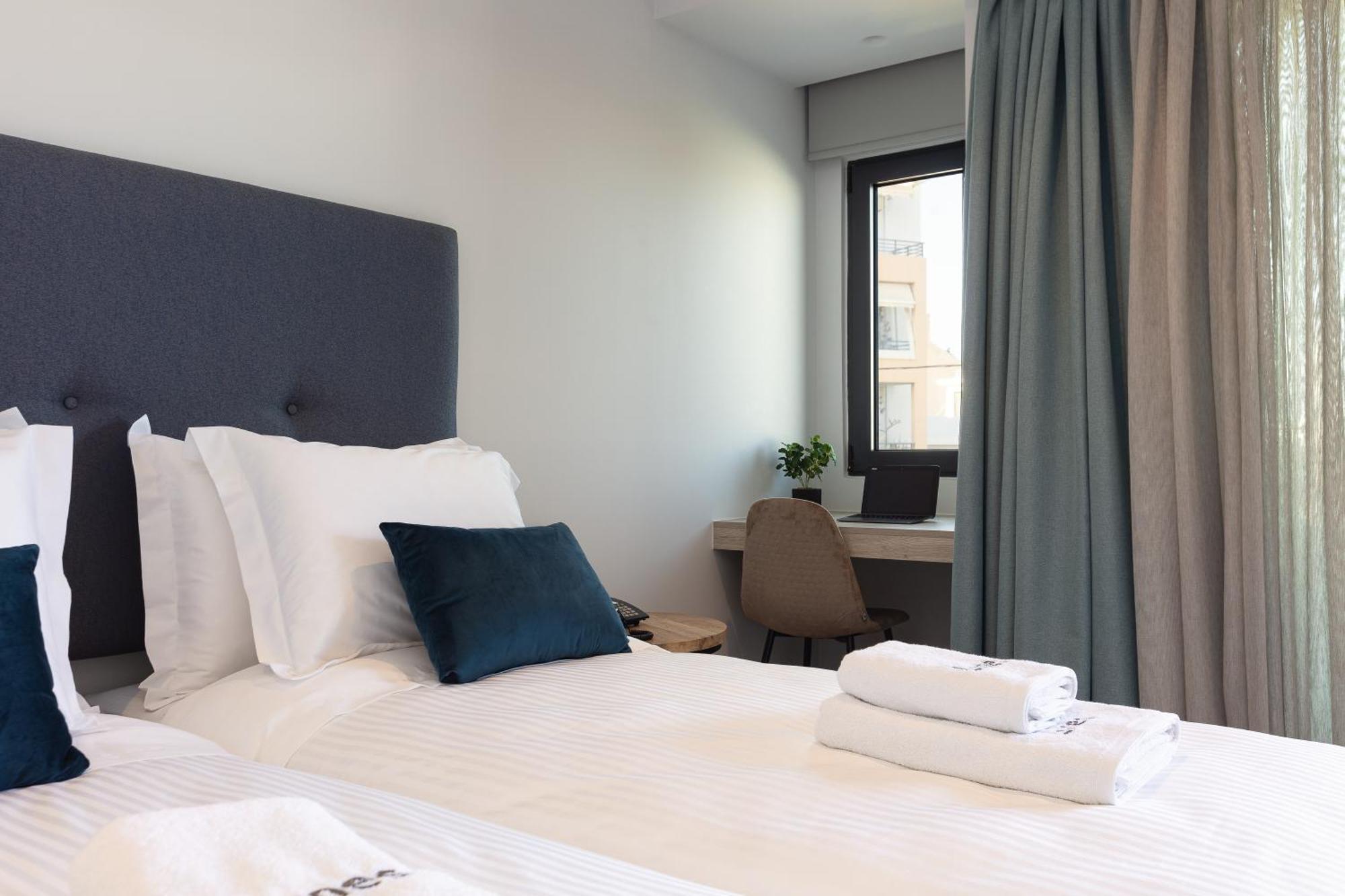 Lines Concept Accommodation Resmo Dış mekan fotoğraf